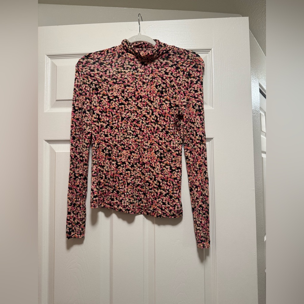 H&M Floral Long Sleeve Turtleneck - Picture 3 of 12